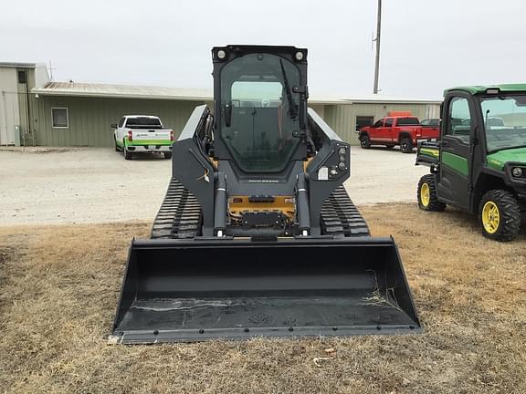 Image of John Deere 333G equipment image 1