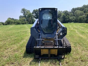 Main image John Deere 333G