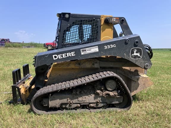 Image of John Deere 333G equipment image 4