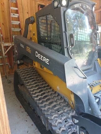 Image of John Deere 333G Primary image