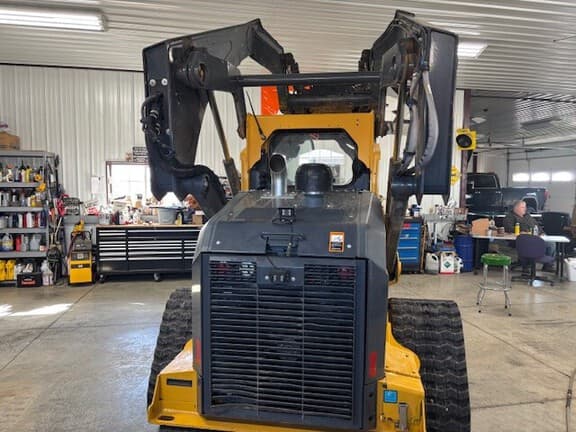 Image of John Deere 333G equipment image 1