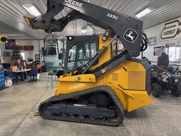 Image of John Deere 333G equipment image 2