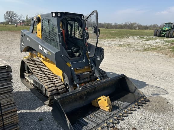 Image of John Deere 333G equipment image 1
