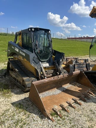 2022 John Deere 333G Equipment Image0