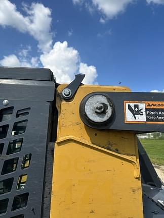 Image of John Deere 333G equipment image 4