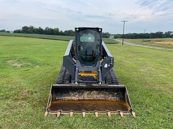 Image of John Deere 333G equipment image 2