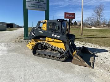 Main image John Deere 333G