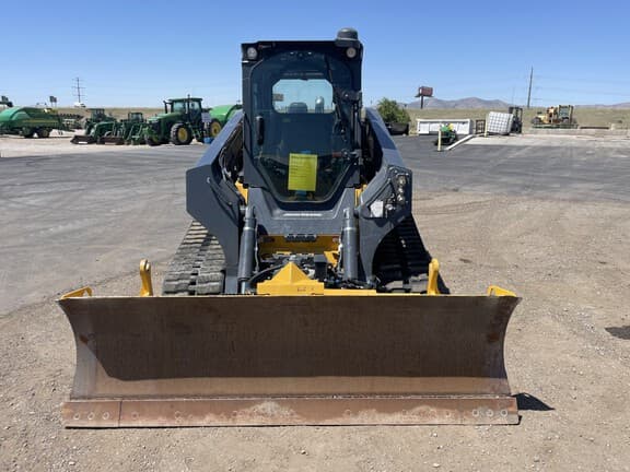 Image of John Deere 333G equipment image 2