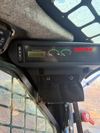 Image of John Deere 333G equipment image 1