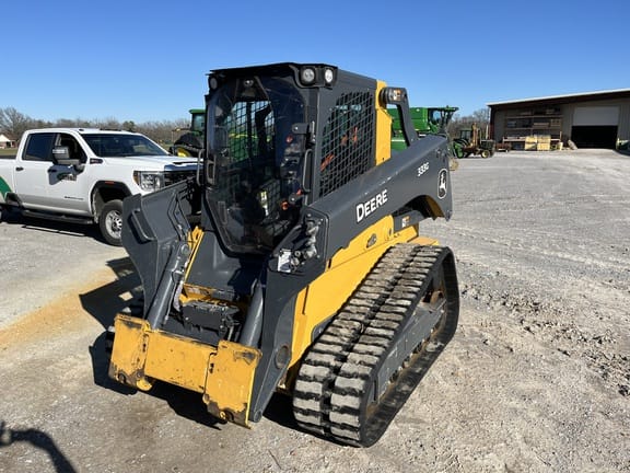 Main image John Deere 333G