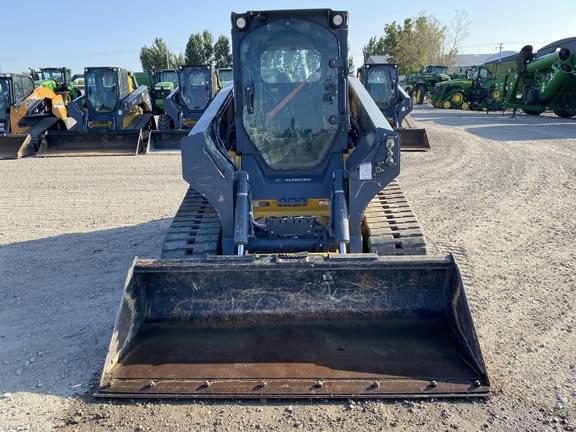 Image of John Deere 333G equipment image 2