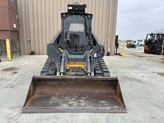 Image of John Deere 333G equipment image 4