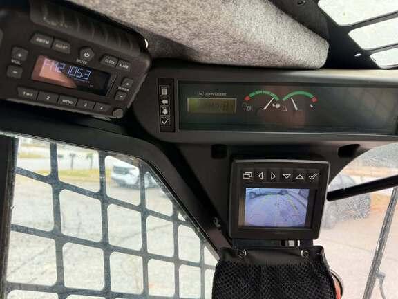 Image of John Deere 333G equipment image 2