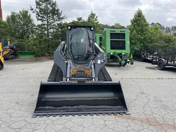 Image of John Deere 333G equipment image 2