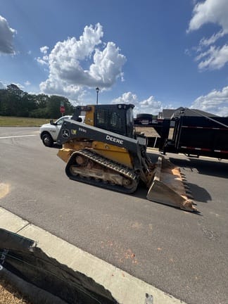 2022 John Deere 333G Equipment Image0