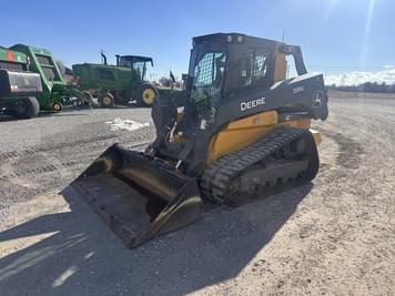 Main image John Deere 333G