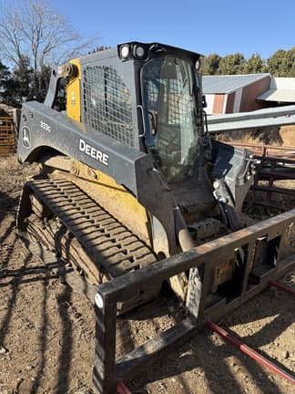 Image of John Deere 333G equipment image 1
