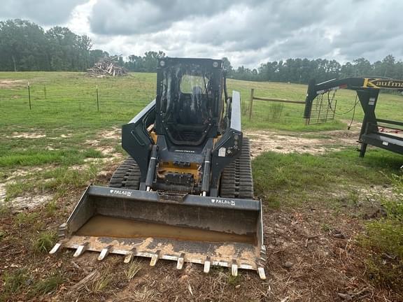 Image of John Deere 333G equipment image 1