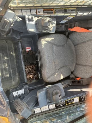 Image of John Deere 333G equipment image 2