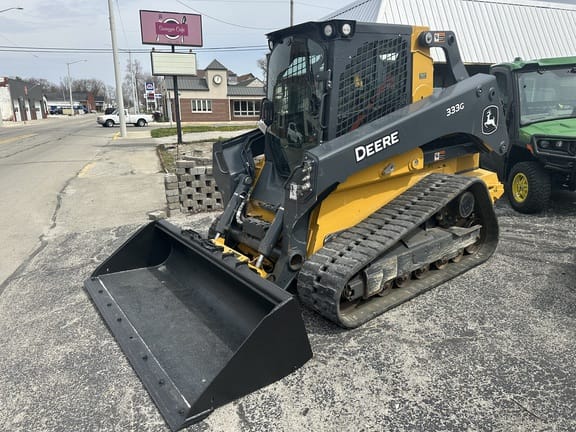 Main image John Deere 333G