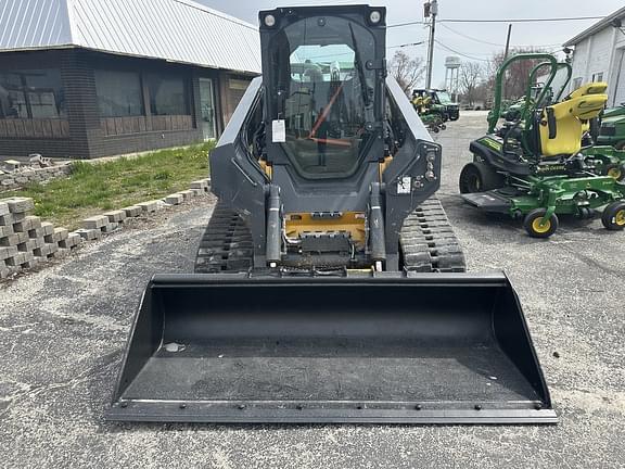 Image of John Deere 333G equipment image 1