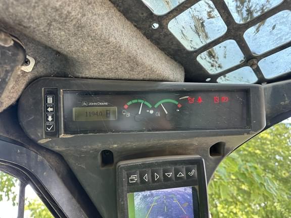 Image of John Deere 333G equipment image 3