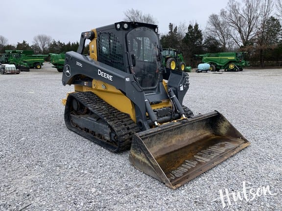 Main image John Deere 333G