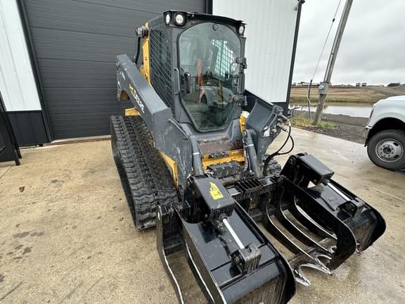 Image of John Deere 333G equipment image 1