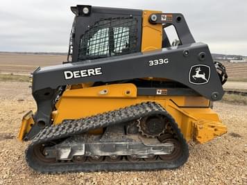 Main image John Deere 333G