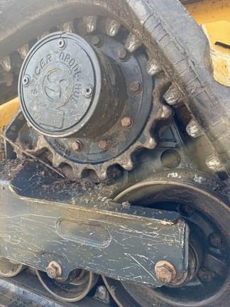 Image of John Deere 333G equipment image 2