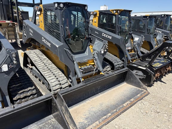 2022 John Deere 333G Equipment Image0