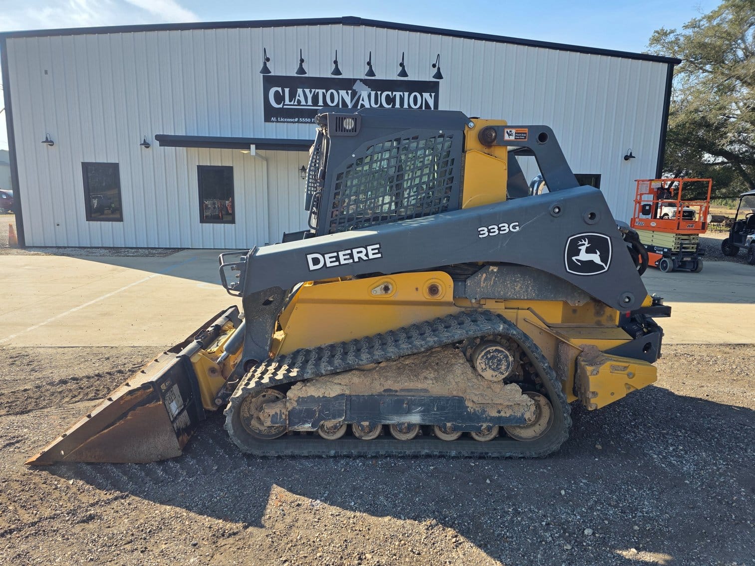 2022 John Deere 333G Equipment Image0