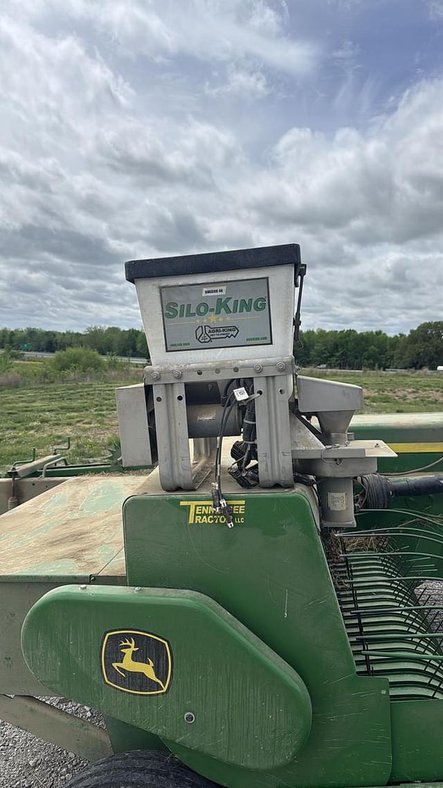 Image of John Deere 338 equipment image 2