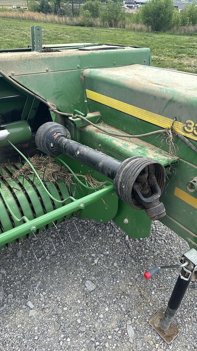 Image of John Deere 338 equipment image 4