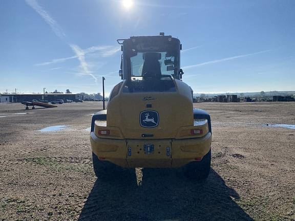 Image of John Deere 344L equipment image 4