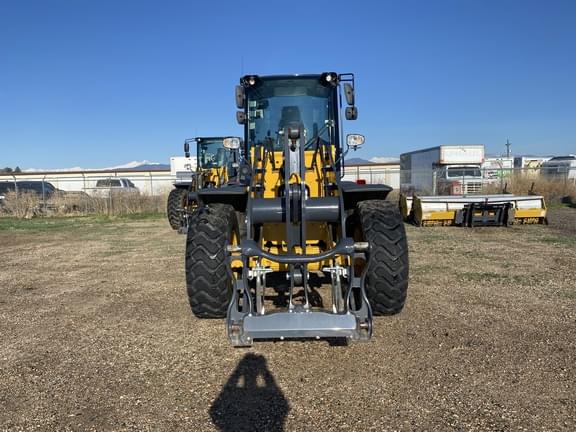 Image of John Deere 344L equipment image 1