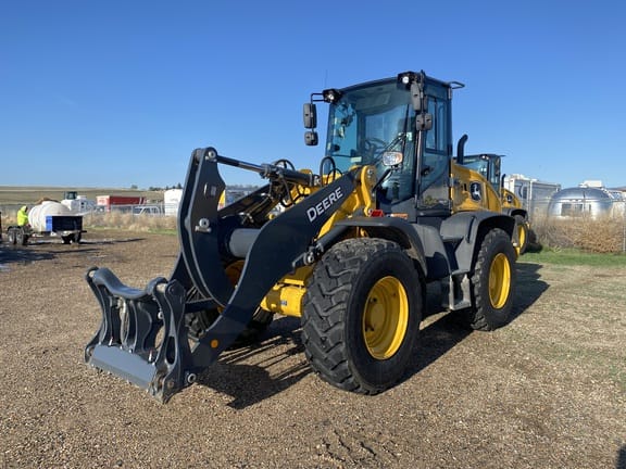 2022 John Deere 344L Equipment Image0