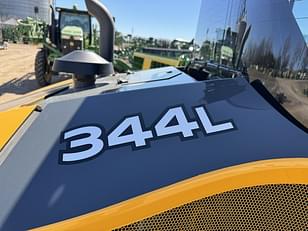 Main image John Deere 344L 10