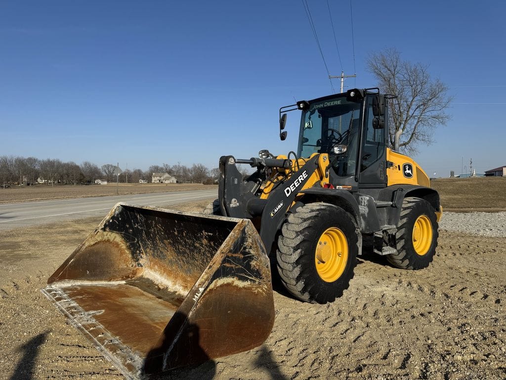 2022 John Deere 344L Equipment Image0