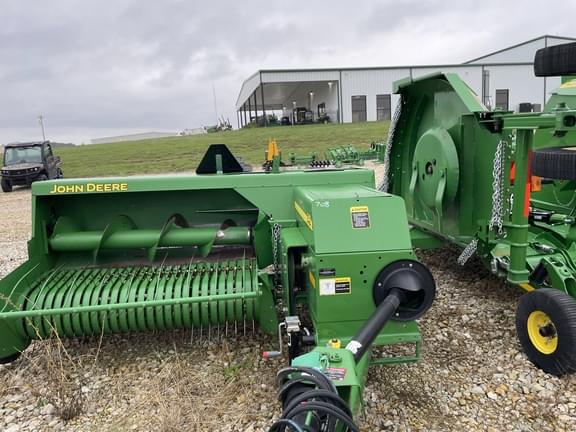 Image of John Deere 348 equipment image 3