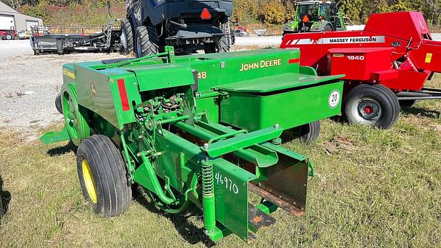 Image of John Deere 348 equipment image 3