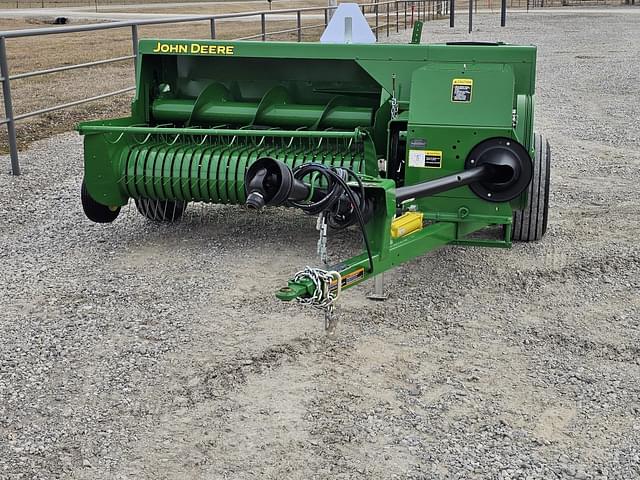 Image of John Deere 348 equipment image 3