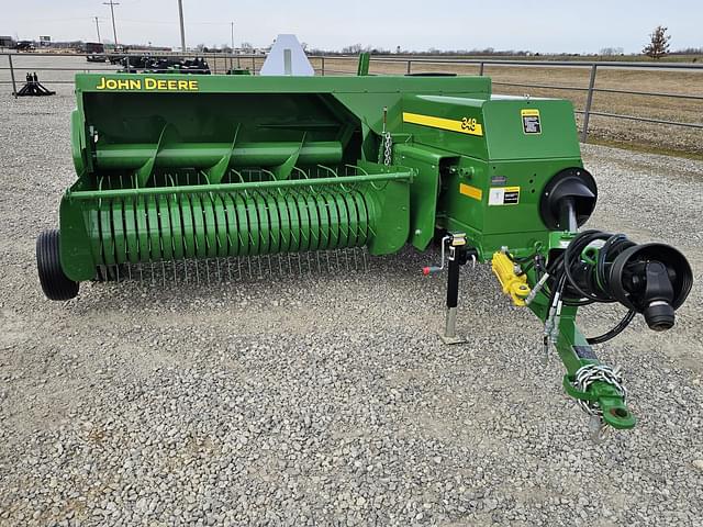 Image of John Deere 348 equipment image 2