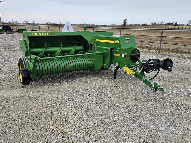 Image of John Deere 348 equipment image 1