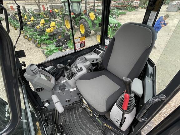 Thumbnail image John Deere 35G 12