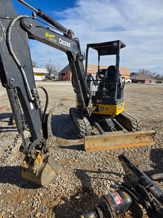 2022 John Deere 35G Equipment Image0