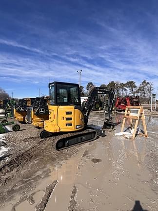 Image of John Deere 35G equipment image 3