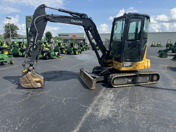 2022 John Deere 35G Equipment Image0