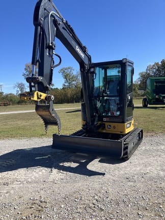 2022 John Deere 35G Equipment Image0