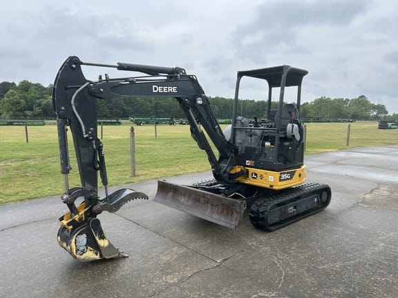 2022 John Deere 35G Equipment Image0